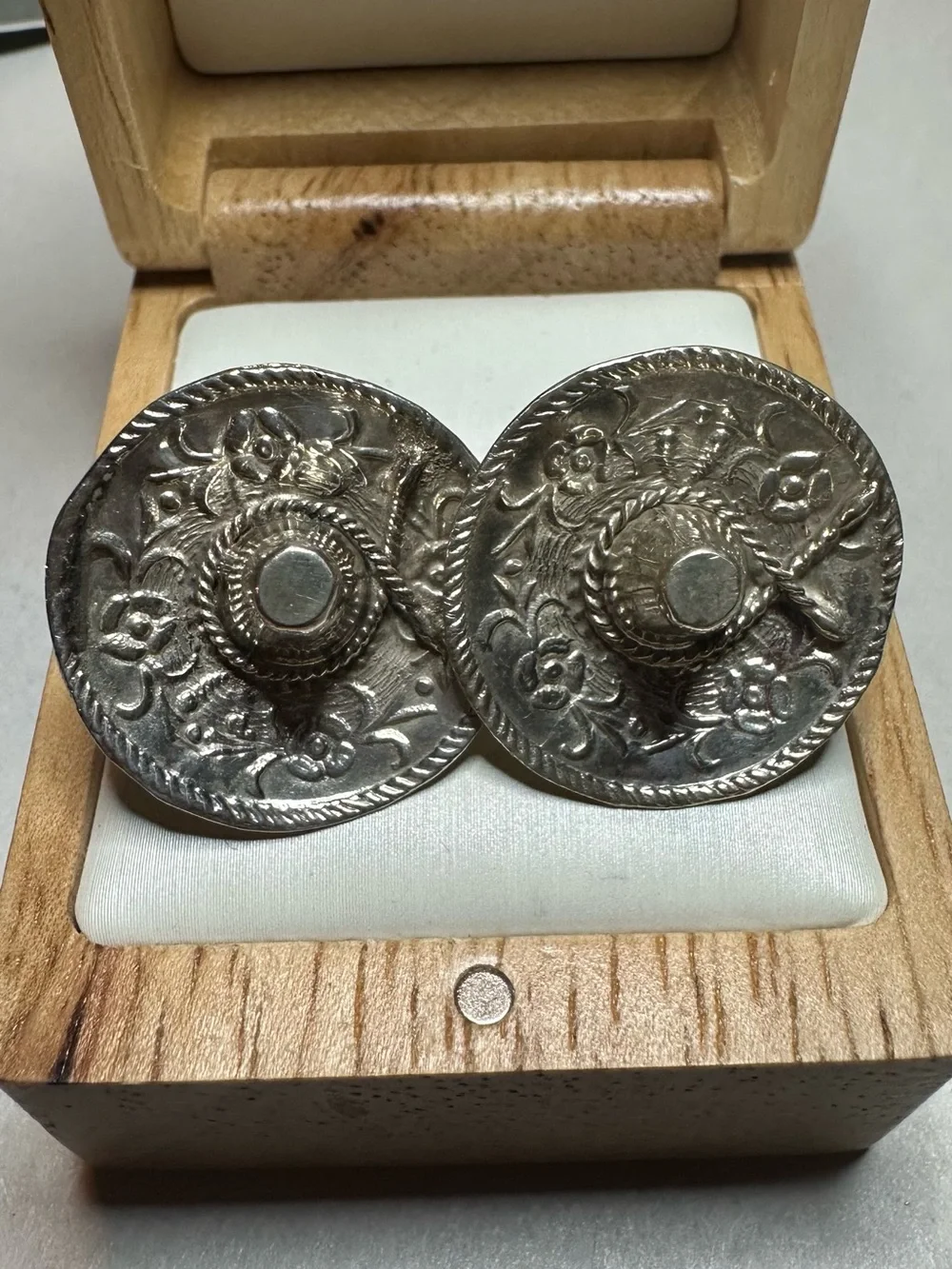 Taxco Sterling Silver Sombrero Cuff Links